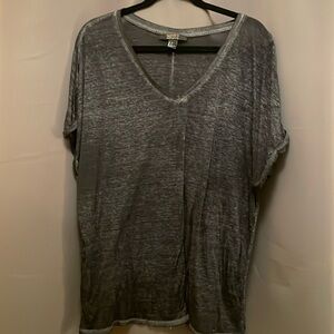 Forever 21 tissue tee shirt